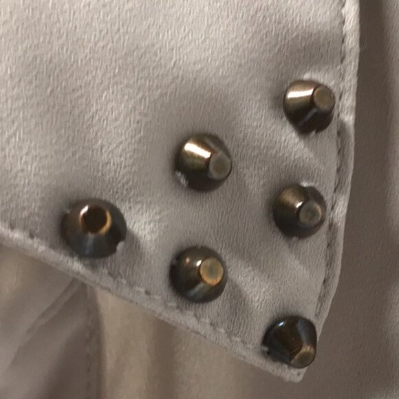 Express 'The Portofino Shirt' Studded Collar Sleeveless Blouse - Picture 10 of 13